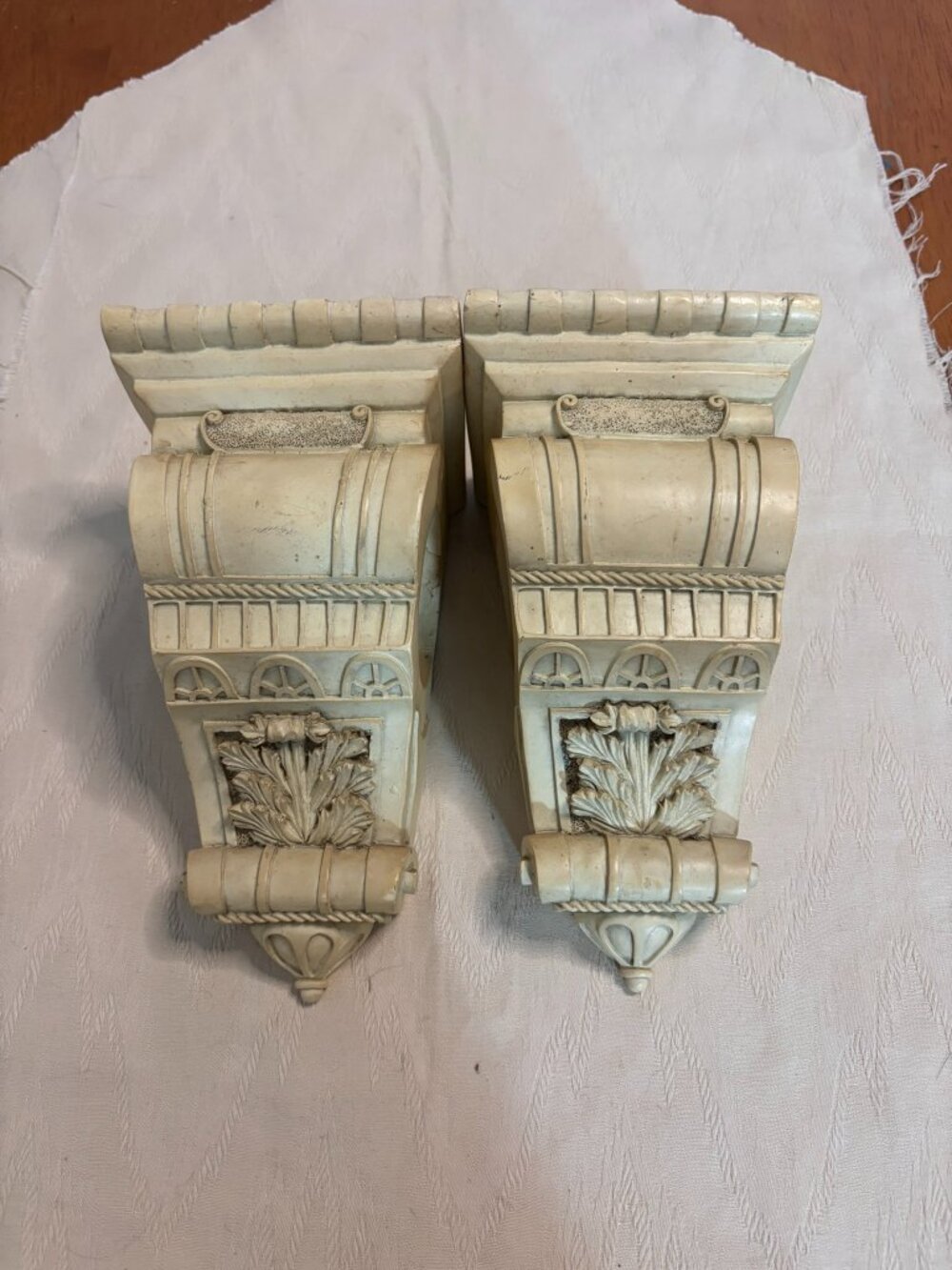 VTG Cream Ornate Wall Sconce Pair Faux Wood Baroque Corbel Wall Shelves